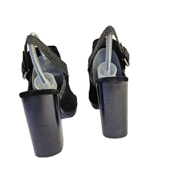 Frye - Picture 2 of 13